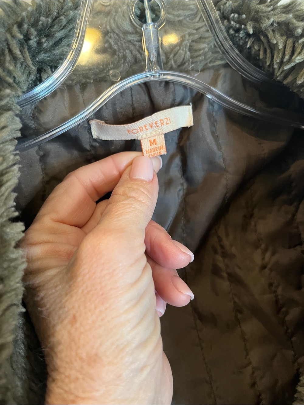 Forever 21 Olive Green Corduroy Cropped Jacket size medium w/ Faux Fur Trim - Picture 2 of 8